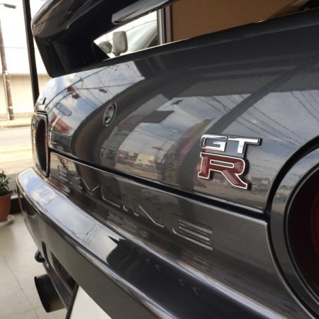 スカイライン R32 GT-Rのデントリペア